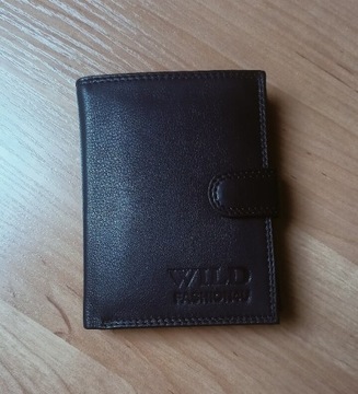 Nowy męski portfel