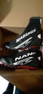 Madshus Nano Carbon Classic r 44 28cm