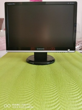 Samsung S24C200BL