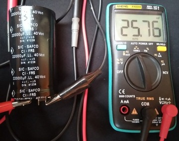 Kondensator elektroli 22000 uF 40 V SIC-SAFCO 22mF