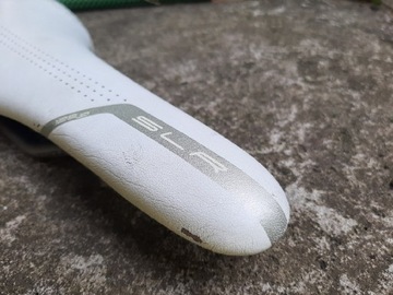 Selle Italia SLR 125g białe tytan