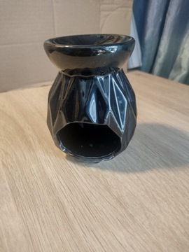 Kominek ceramiczny do olejków eterycznych czarny