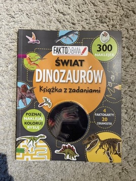 Faktozabawa świat dinozaurów Dinozaury naklejki faktokarty naklejki