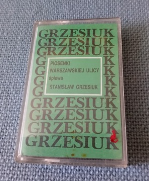 Piosenki warszawskiej ulicy śpiewa St. Grzesiuk