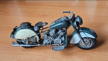 metalowy, stylizowany retro/vintage model motocykla Indian