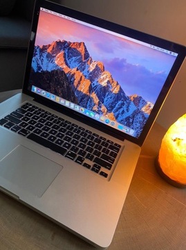 MacBook Pro 15 i7 8gb ram 256ssd