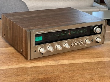 Amplituner Onkyo TX-220