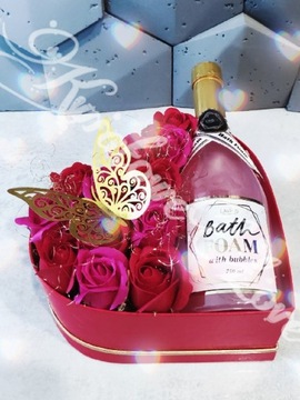 Flower Box imieniny urodziny dla kobiety kwiaty