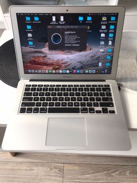 Apple MacBook Air 13-calowy Early 2015 8GB srebrny