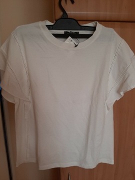 BERSHKA nowa bluzeczka biała  T-shirt XS 34  36 S