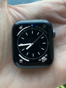Apple Watch 5 44mm GPS + Cellular Starlight