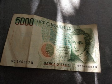 BANKNOT 5000 LIRÓW ITALIA