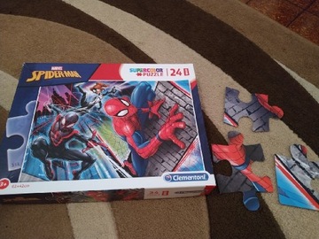 Puzzle Spiderman duże 24 elementy