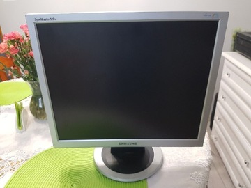 Monitor Samsung 19"