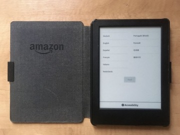 Amazon Kindle 8 + oryginalna okładka