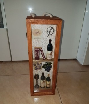 Drewniane pudełko skrzynka vintage na alkohol
