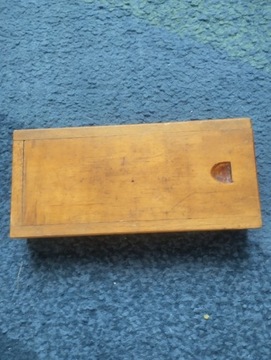 Stare drewniane pudełko, piórnik 
