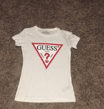 T-shirt damski Guess