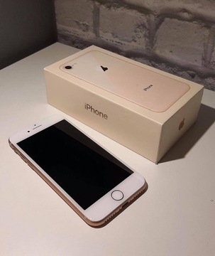 Sprzedam iPhone 8. 64 GB.gold rose/super stan !