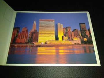 Pocztówka East River, Chrysler & UN Buildings NYC