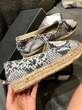 Espadryle skórzane