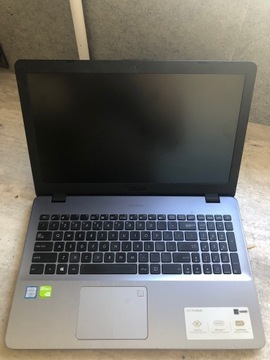 Laptop Asus Vivobook 15 (i5/8Gb/Win10)