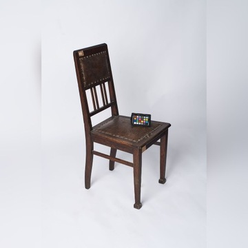 Zabytkowe krzesło ze skórzaną tapicerką XXw. mahoń