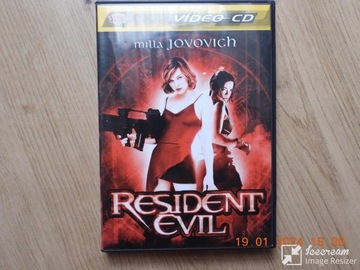 Film: Resident Evil.  PL