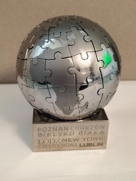 Metalowe magnetyczne puzzle w kształcie globu 