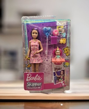 Lalka Barbie opiekunka miniurodziny 