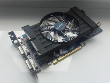 Gigabyte GeForce GTS 450 1GB, GV-N450D3-1GI Proble