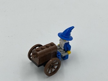 Stare Lego Czarodziej ze skrzynią 1746