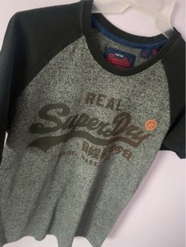 T-shirt Superdry rozmiar S stan bdb czarno szary