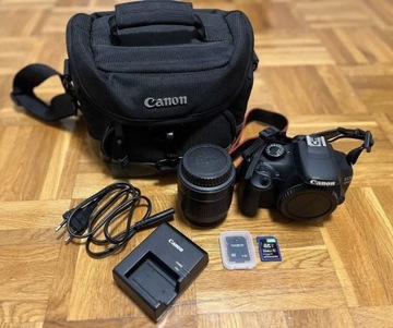 Canon EOS 1200D + torba + dwie karty pamięci 8GB