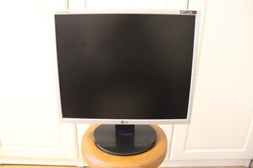 Monitor LG Flatron L1953TR-SF