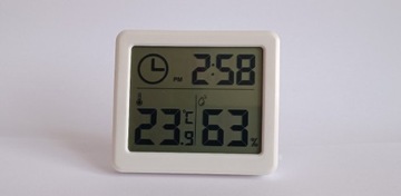 Czujnik temperatury i wilgotności z zegarem 