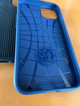 Etui iPhone 13 14 15 6,1 SPIGEN i szkło i gratisy 