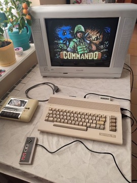 Commodore C64 komplet z grami tapecart gwarancja.