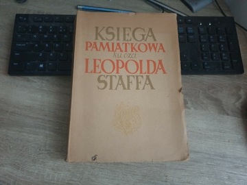 Księga pamiątkowa ku czci leopolda staffa