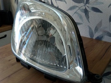 Reflektor,lampa przednia Fiat Fiorino Qubo Nemo 