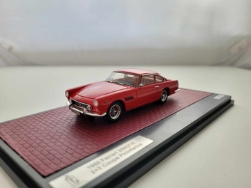 Ferrari 250GT/E 2+2 Coupe Pininfarina Matrix 1/43