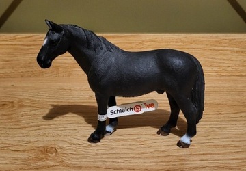 Schleich exclusive koń hanowerski ogier figurka