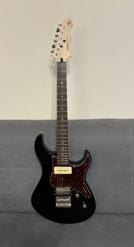 Yamaha Pacifica 311H BL