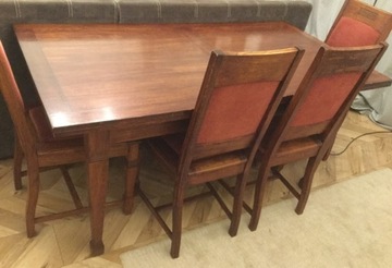 Stół I cztery krzesła z litego drewna antyk