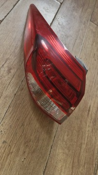 Lampa lewy tyl hyundai i40 kombi Europa oryginał 