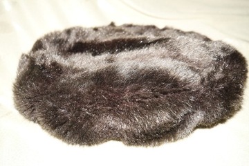 Beret czapka ciepła zimowa futrzana brązowa ciemna