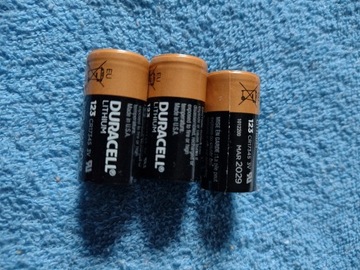 Bateria litowa 3 sztuki DURACELL 3V CR123  Wawa