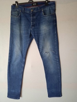  Spodnie jeans Hugo Boss - 38