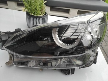 Lampa reflektor Mazda 2 DJ full LED M7 dwie soczewki