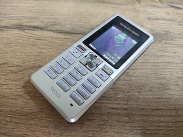 Telefon komórkowy Sony Ericsson T250i Spr